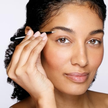 Tweezerman Slant Tweezer for Precision Grooming