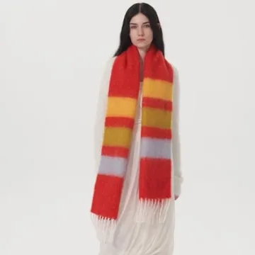 Stylish SUNDSGT Women's Oversized Scarf for Cold Weather