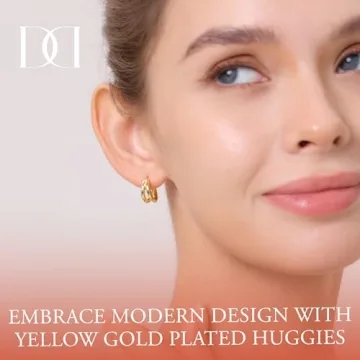 MINDDHA Split Hoop Earrings for Women – Dainty 14K Gold Plated Lightweight Huggie Earrings for Everyday Wear | Elegant Jewelry Gift, 14mm Diameter