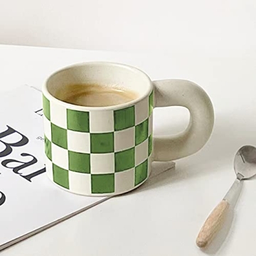 Cute Green and White Ceramic Coffee Mug for Gifting