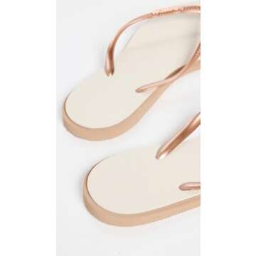 Havaianas Women's Slim Point Flip Flops in Crocus Rose