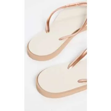 Havaianas Women's Slim Point Flip Flops in Crocus Rose