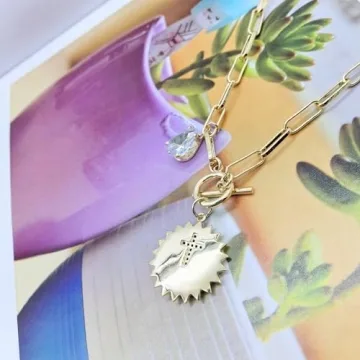 HETICA Gold Round Pendant Necklace for Women