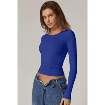 Stylish QINSEN Side Ruched Slim Fit Tee for Women