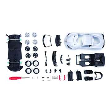 Maisto 1:24 Assembly Line 2020 Chevrolet Corvette Stingray Coupe, White