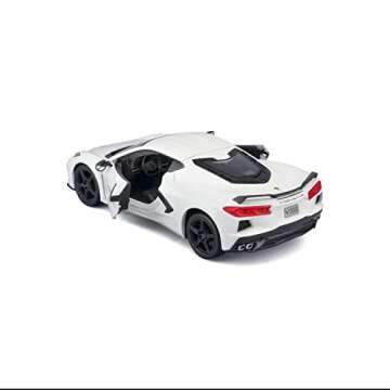 Maisto 1:24 Assembly Line 2020 Chevrolet Corvette Stingray Coupe, White