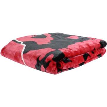 Wisconsin Badgers Plush Throw Blanket for Ultimate Comfort