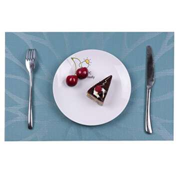 famibay Easy to Clean Indoor/Outdoor Place Mats Turquoise - Heat Insulation PVC Placemats Stain-Resistant Woven Vinyl Table Mats for Kitchen Set of 4-30x45 cm (Floral Blue)