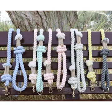 PUPPYSENTIALS Premium Dog Leash for Comfort & Style