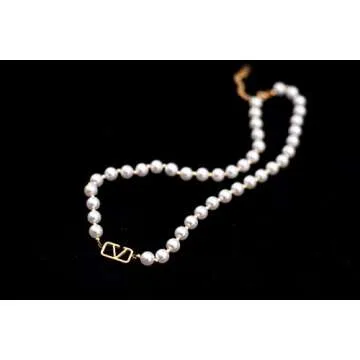 YUFANHY V Letter Pearl Necklace - Elegant Personalized Jewelry