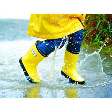 Stonz Rain Bootz Green/Black Size: 4