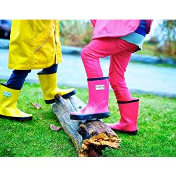 Stonz Rain Bootz Green/Black Size: 4