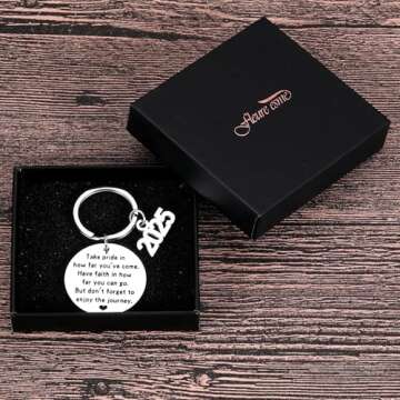 Graduation Gifts for Him Her Class of 2025 Seniors Students Keychain Graduation Masters Nurses Students from College Medical High School Gifts for Women Men Girls Daughter Son Graduates from Dad Mom