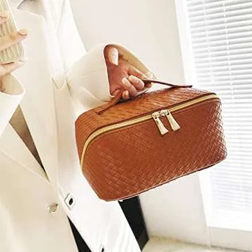 Stylish Waterproof Large Makeup Bag for Travel Use