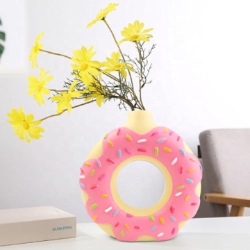 Charming Donut Vase for Whimsical Home Decor Essentials