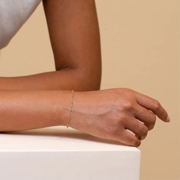 Gold Dainty Layered Bracelets for Women - Stylish Gifts