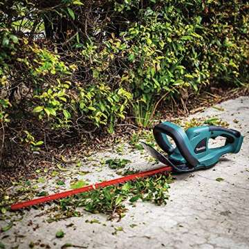 Makita XHU02Z 18V LXT® Lithium-Ion Cordless 22" Hedge Trimmer, Tool Only