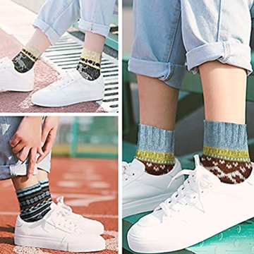 Cozy Women's Winter Socks - Perfect Christmas Gift