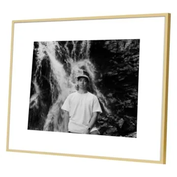 Elegant Golden State Art 12x16 Picture Frame with Mat