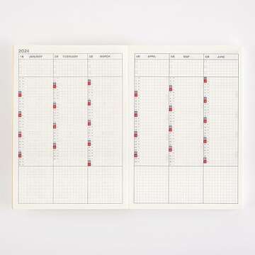 Hobonichi Techo 2024 Cousin Book [English/A5/January Start/Monday Start]