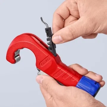 KNIPEX TubiX Pipe Cutter 6-35 mm Easy One-Hand Operation
