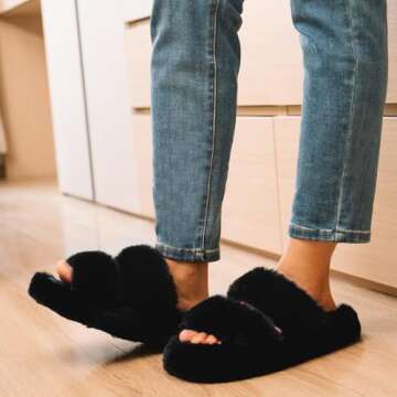 FamilyFairy Women's Fluffy Faux Fur Slippers Comfy Open Toe Two Band Slides with Fleece Lining and Rubber Sole(9-10, Black)