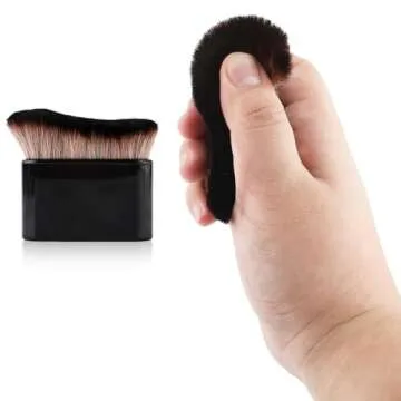 Self Tanning Brush for Flawless Application and Blending