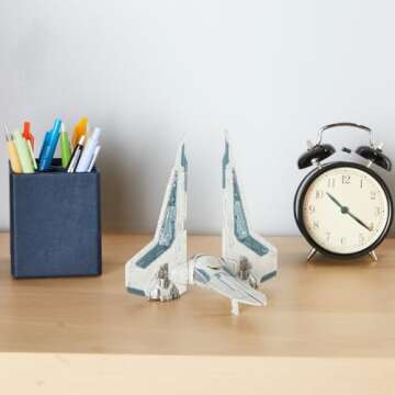 Star Wars Micro Galaxy Squadron Bo-Katan’s Gauntlet Fighter (Armada Edition) - 5-inch Vehicle with Rotating Wings and 1-Inch Micro Figure Accessory