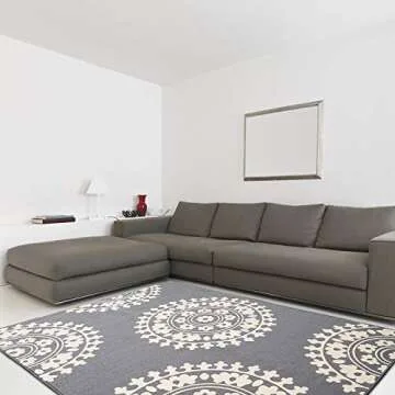 Qute Home European Medallion Non-Slip Area Rug - Grey & Ivory (3x5 ft)