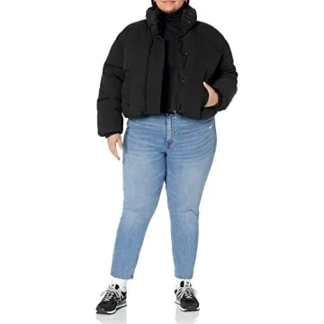 Amazon Essentials Women's Cropped Full-Zip Puffer Jacket (Quilted Matte or Sherpa Fleece), Black, X-Large