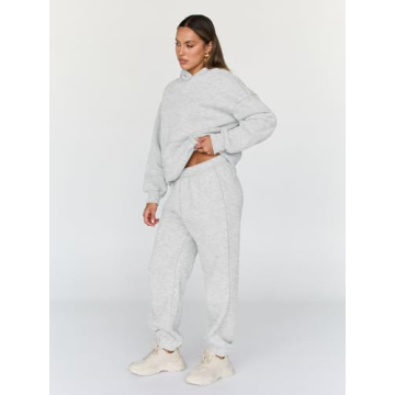 Trendy Queen Sweatsuits Women 2 Piece Outfit Two Piece Lounge Sets Hoodies and Sweatpants Fall Fashion Clothes 2025 Tracksuit