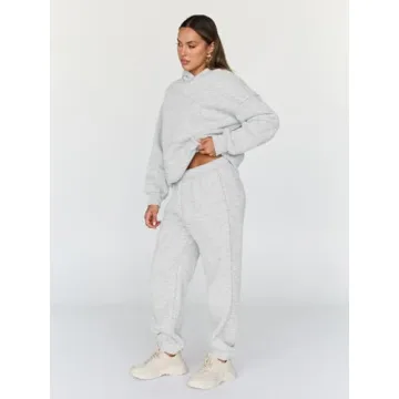 Trendy Queen Sweatsuits Women 2 Piece Outfit Two Piece Lounge Sets Hoodies and Sweatpants Fall Fashion Clothes 2025 Tracksuit