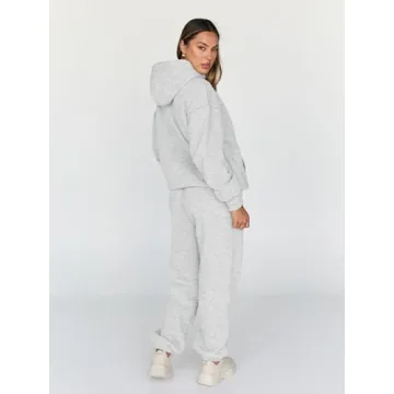 Trendy Queen Sweatsuits Women 2 Piece Outfit Two Piece Lounge Sets Hoodies and Sweatpants Fall Fashion Clothes 2025 Tracksuit