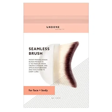 Undone Beauty Seamless Palm Brush for Perfect Contouring