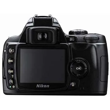 Nikon D40 6.1MP Digital SLR Camera Kit with 18-55mm f/3.5-5.6G ED II Auto Focus-S DX Zoom-Nikkor Len...