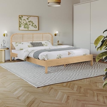Meridian Furniture Siena King Bed – Modern Elegance
