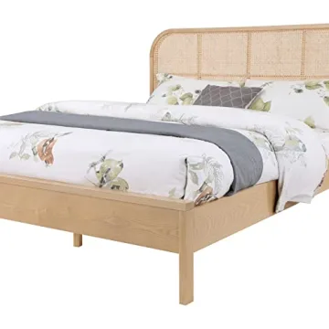 Meridian Furniture Siena King Bed – Modern Elegance