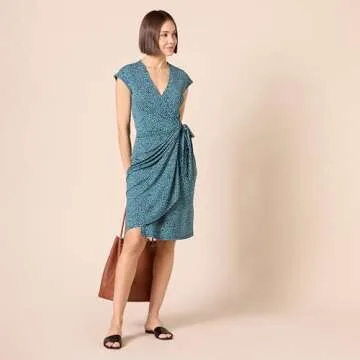 Amazon Essentials Women's Classic Cap Sleeve Wrap Dress (Available in Plus Size), Blue Daisy, Large