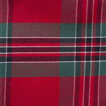 DII Farmhouse Christmas Plaid Dining Table & Kitchen Décor, Holiday Napkin Set, 18X18, Red & Green, 6 Count