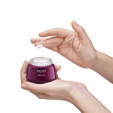 Vichy Idéalia Moisturizer for Radiant Skin - Hydration