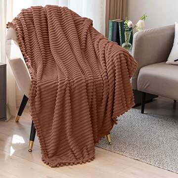 DISSA Cozy Fleece Blanket - Soft, Plush, Stylish Throw