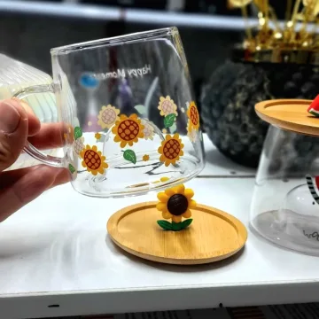 ماگ پیرکس طرح آفتابگردان؛ شیشه بوروسیلیکات شفاف برای قهوه و چای