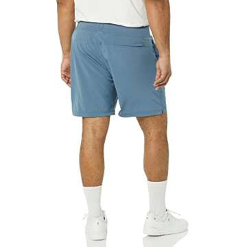 Amazon Essentials Men's Performance Stretch Woven 7" Training Short
