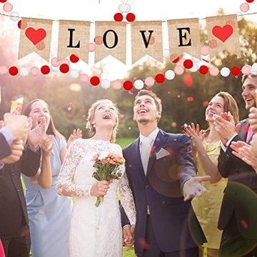 Chic Valentine's Day Decoration Set - Felt Garland & Banner