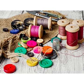 Green Buttons 4 Holes Round Buttons for DIY Sewing Craft, 1 Inch to 0.6 Inch Assorted Sizes 660 Pcs