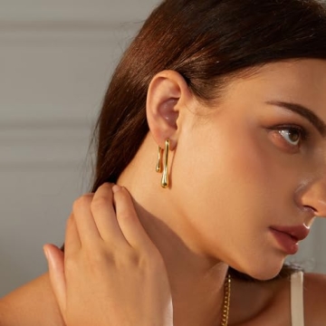 Stylish FRUMOS 14K Gold Teardrop Earrings for Women