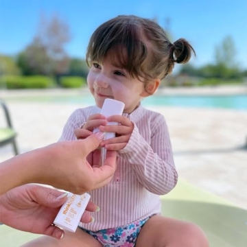 Thinkbaby Sunscreen Stick - SPF 30, Easy Application