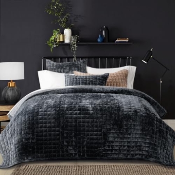 RECYCO Luxury Velvet Quilt King Size, Ultra Soft Velvet Bedding Sets, Lightweight Quilted Velvet Comforter Set, Channel Stitch Oversized Bedspread Coverlet with 2 Pillow Shams, Black