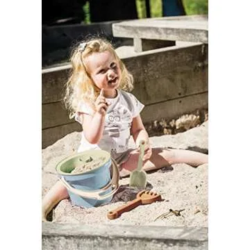 Dantoy: BIO Sand & Garden Set - 4 Piece Playset - Pretend Gardening, Outdoor Beach-Backyard-Sandbox Toy, Recycled Plastic, Kids & Toddlers Ages 2+