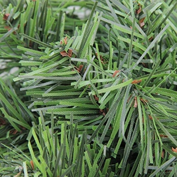 Northlight Canadian Pine Wreath 20" Unlit for Festive Decor